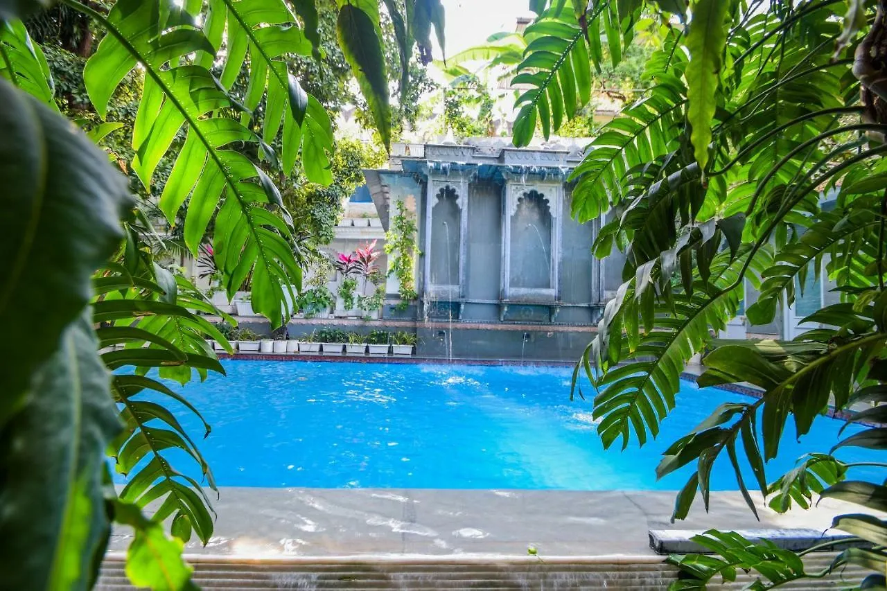 Hotel Raj Palace Udaipur 3*,