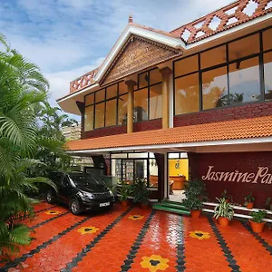Resort Jasmine Palace ***