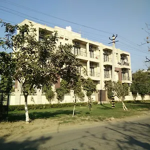 Guest house Enkay Residency M-block Cyber ***