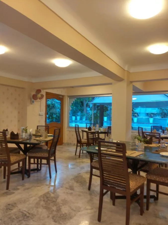 Hotel Raj Palace Udaipur 3*,
